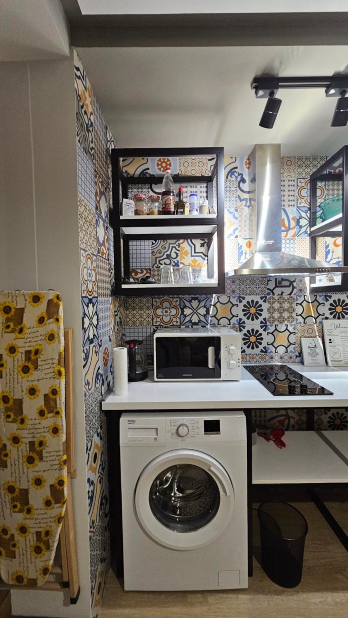 Tam Serviced Studio Apartments Next To Blloku Tirana Esterno foto